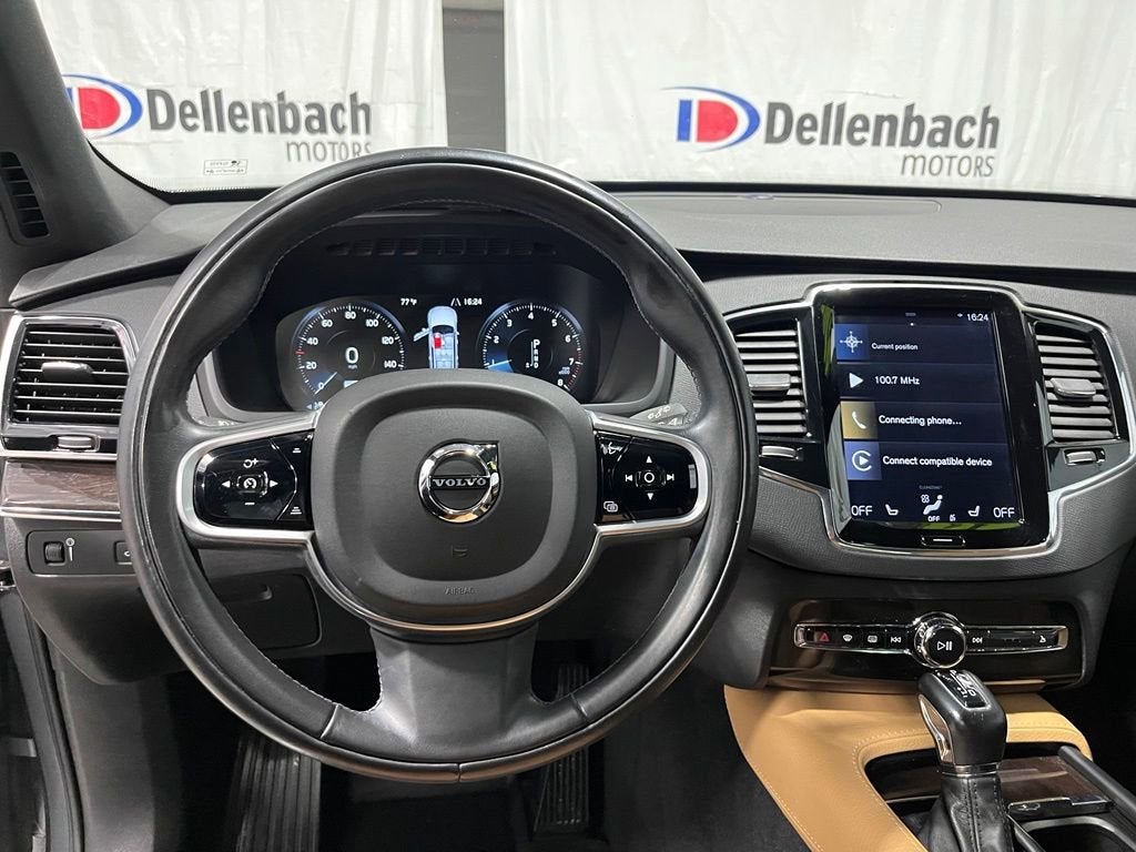 2018 Volvo XC90 Momentum