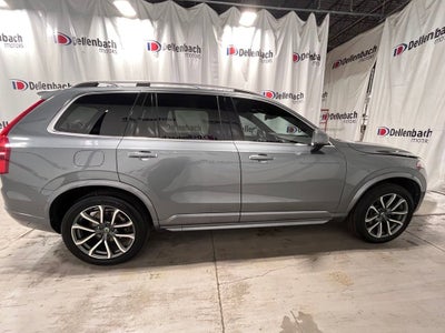 2018 Volvo XC90 Momentum