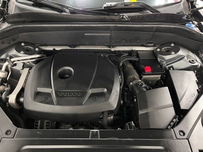 2018 Volvo XC90 Momentum